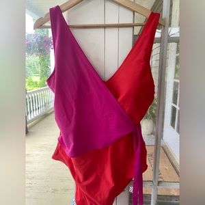 Summersalt The Perfect Wrap One Piece Size 16LT
